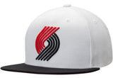 Men's Portland Trail Blazers 2 Tone White/Black Mitchell & Ness Snapback Hat - Pro Jersey Sports