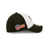 Men's Chicago Bears New Era Crucial Catch 2022 NFL Coaches Sideline Primary Logo White/Black 39THIRTY Flex Hat - Pro Jersey Sports