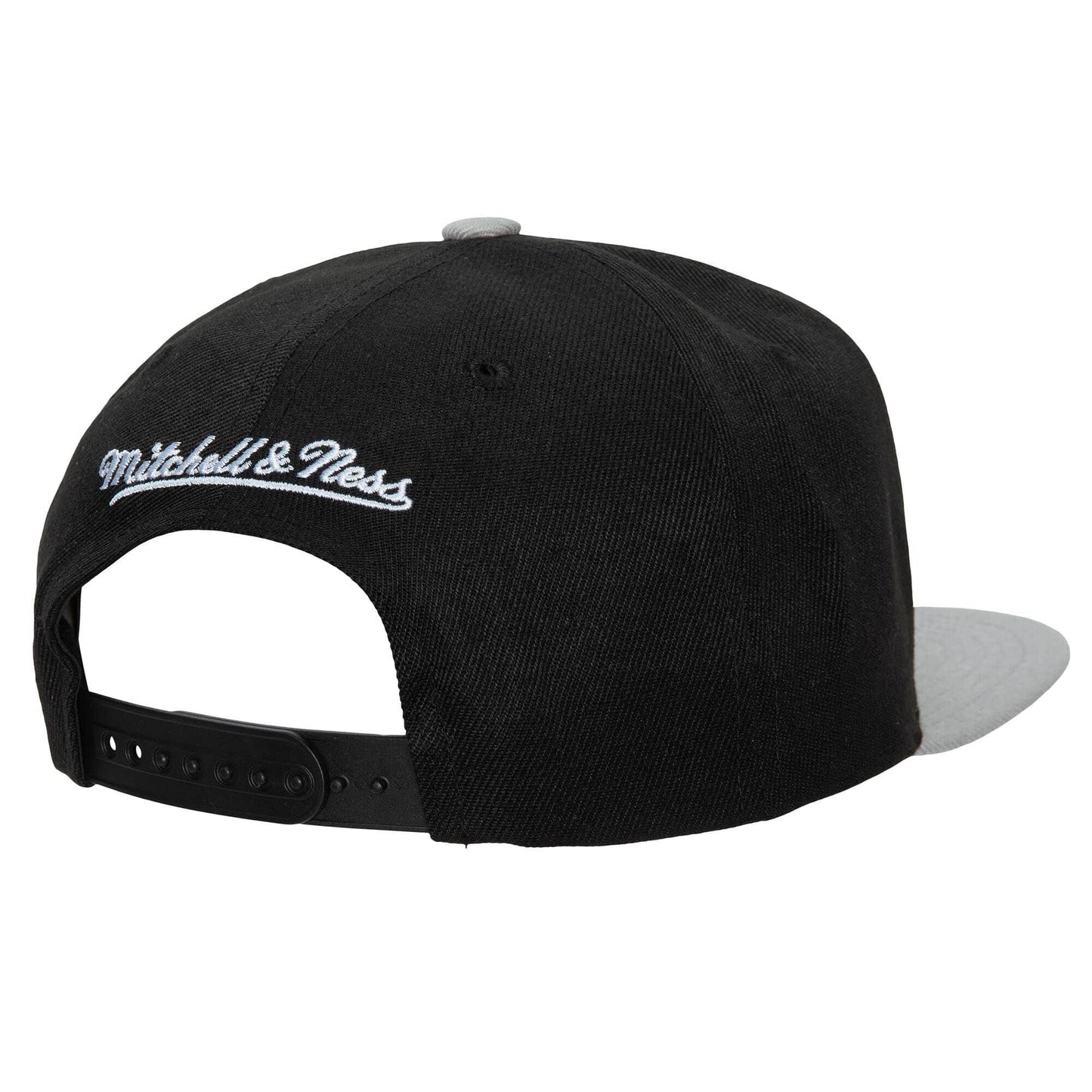 Men's San Antonio Spurs Mitchell & Ness 2 Tone Black and Gray Low Big Face Hardwood Classics Snapback Hat