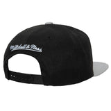 Men's San Antonio Spurs Mitchell & Ness 2 Tone Black and Gray Low Big Face Hardwood Classics Snapback Hat - Pro Jersey Sports