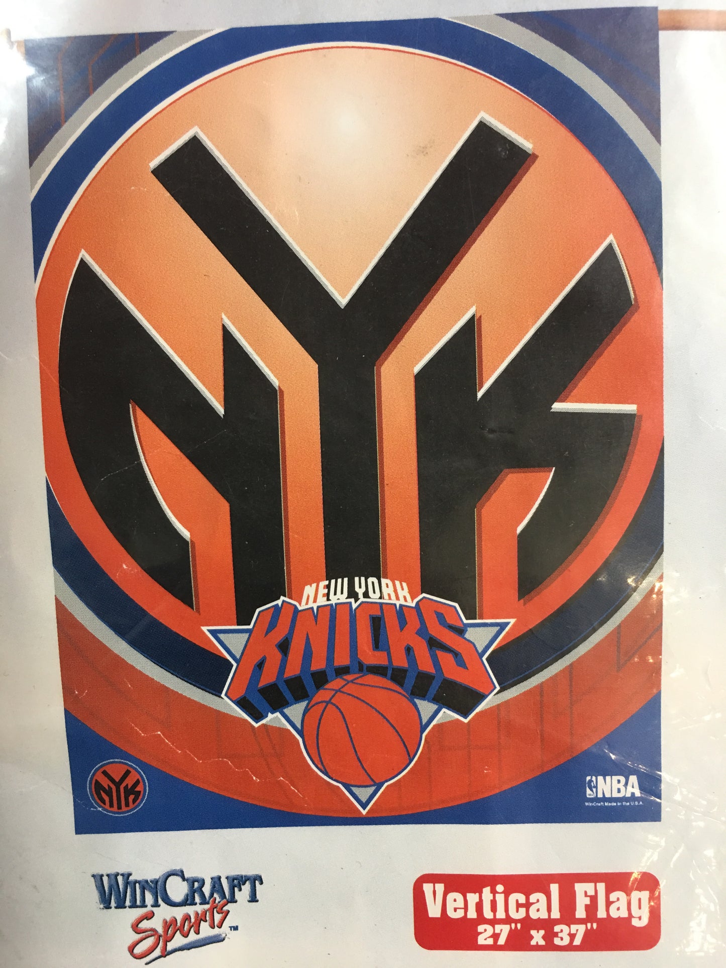 New York Knicks Duel Team Logo Vertical Flag