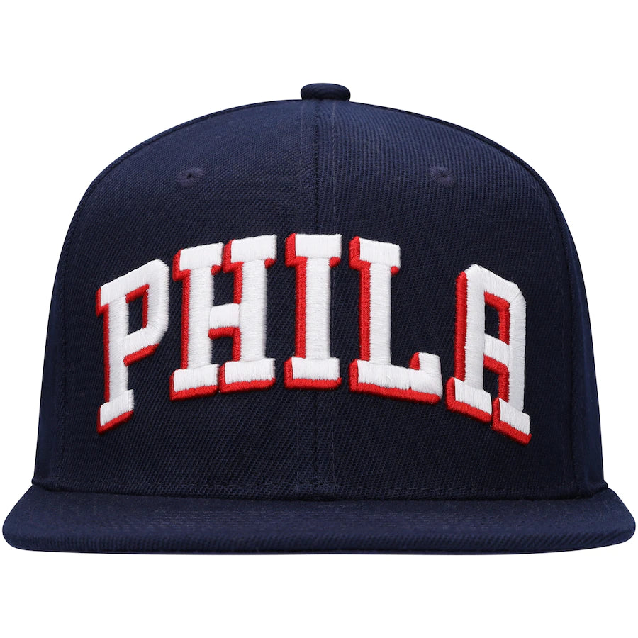 Men's Philadelphia 76ers NBA Core Basic Navy Mitchell & Ness Snapback Hat