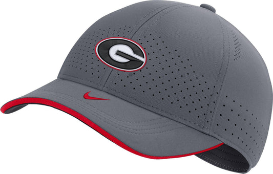 Nike Men's Georgia Bulldogs Gray AeroBill Swoosh Adjustable Classic 99 Football Sideline Hat