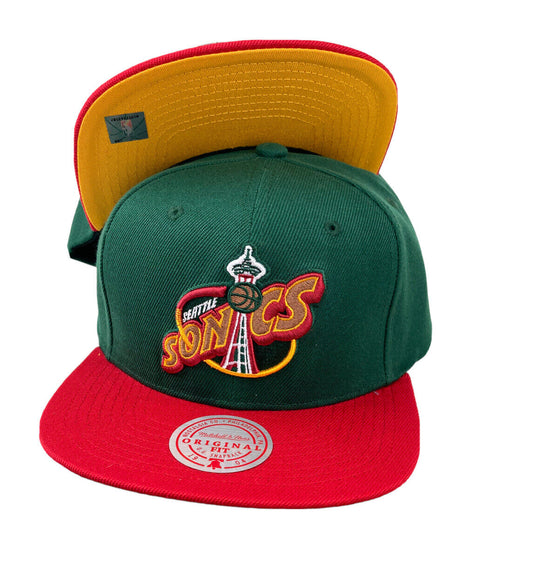 Men's Seattle Supersonics NBA Core Basic 2 Tone Green/Maroon HWC Mitchell & Ness Snapback Hat