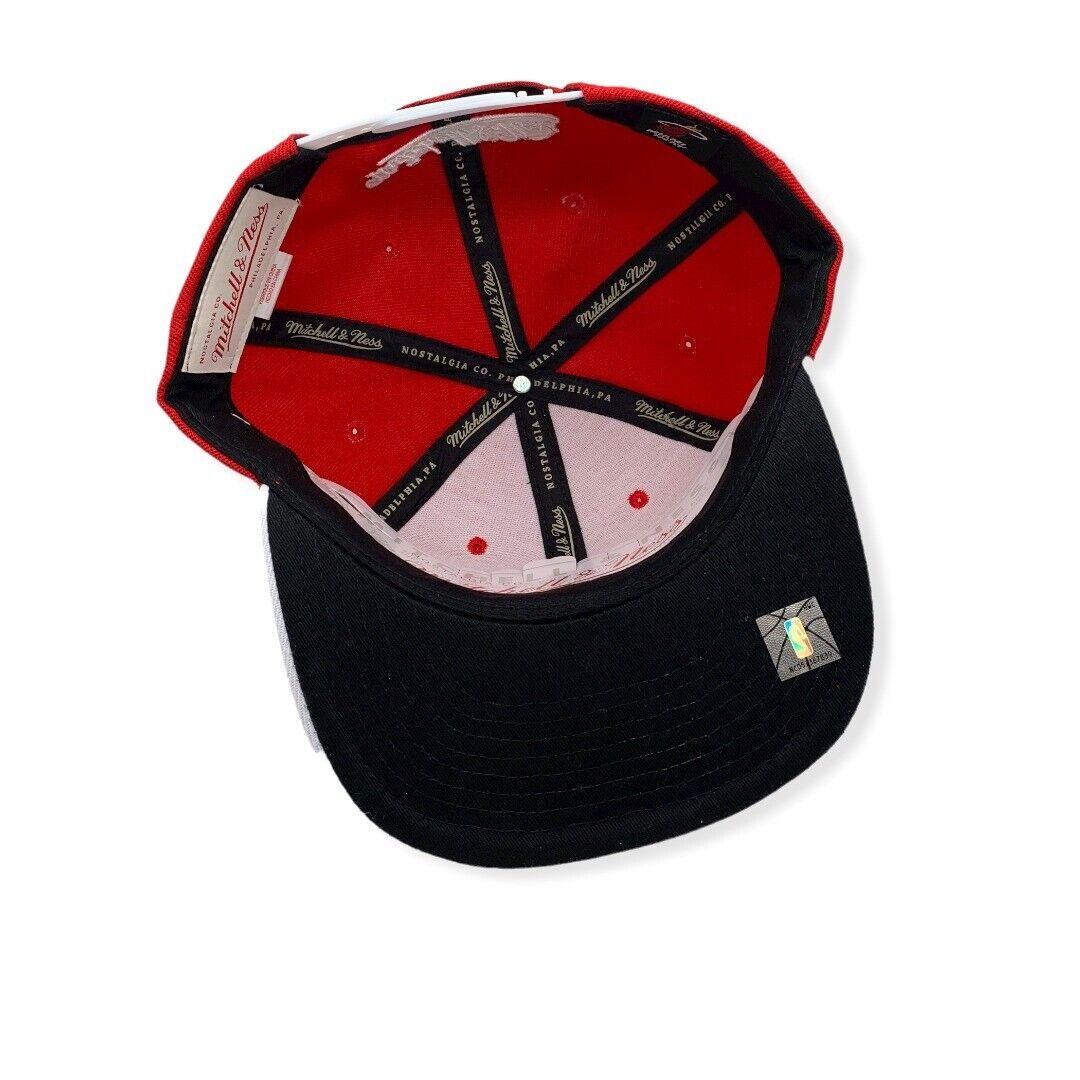 Men's Miami Heat NBA 2 Tone Cardinal Red/White Mitchell & Ness Snapback Hat