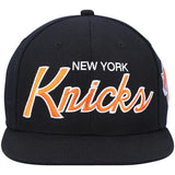 New York Knicks Team Script 2.0 Mitchell & Ness Snapback Hat - Pro Jersey Sports