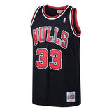 Men's Chicago Bulls Scottie Pippen Mitchell & Ness Black 1997-98 Hardwood Classics Swingman Jersey - Pro Jersey Sports