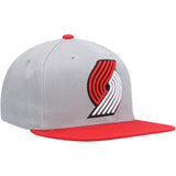 Men's Mitchell & Ness Gray Portland Trail Blazers Core Basic Snapback Hat - Pro Jersey Sports