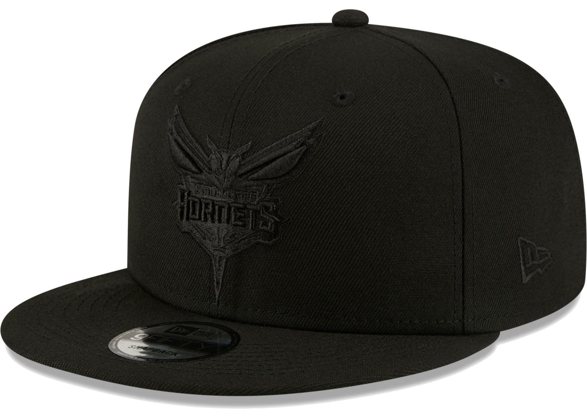 Men's Charlotte Hornets New Era Black On Black Color Pack 9FIFTY Snapback Hat - Pro Jersey Sports