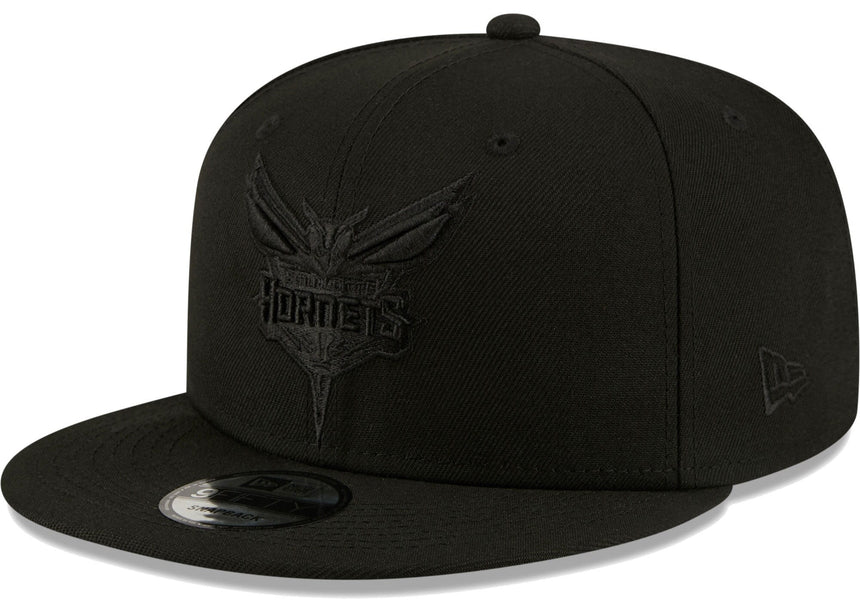 Men's Charlotte Hornets New Era Black On Black Color Pack 9FIFTY Snapback Hat - Pro Jersey Sports