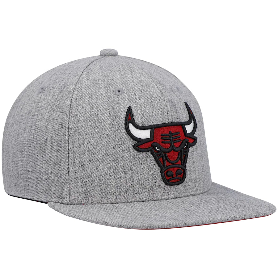 Chicago Bulls Team Heather Gray 2.0 Mitchell & Ness Snapback Hat