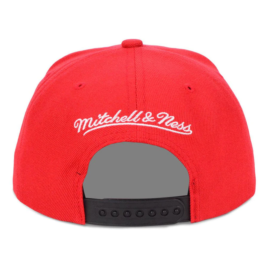 Men's Miami Heat Mitchell & Ness NBA Core Basic HWC Red/Black Snapback Hat