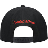 Men's Mitchell & Ness Chicago Bulls NBA Core Basic Adjustable Snapback Hat - Pro Jersey Sports
