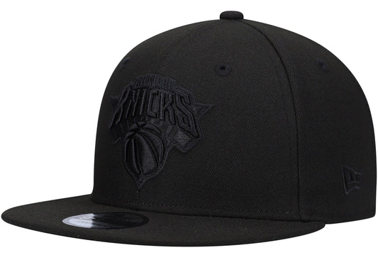 Men's New York Knicks New Era Black On Black Color Pack 9FIFTY Snapback Hat - Pro Jersey Sports
