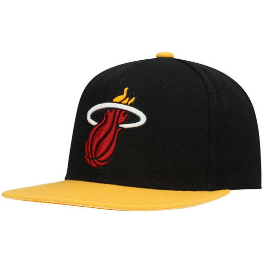 Miami Heat Mitchell & Ness Core Basic Snapback Hat - Black