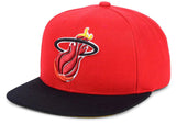 Men's Miami Heat Mitchell & Ness NBA Core Basic HWC Red/Black Snapback Hat - Pro Jersey Sports